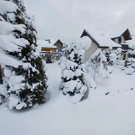 U Siuhajow Tatil Evi *